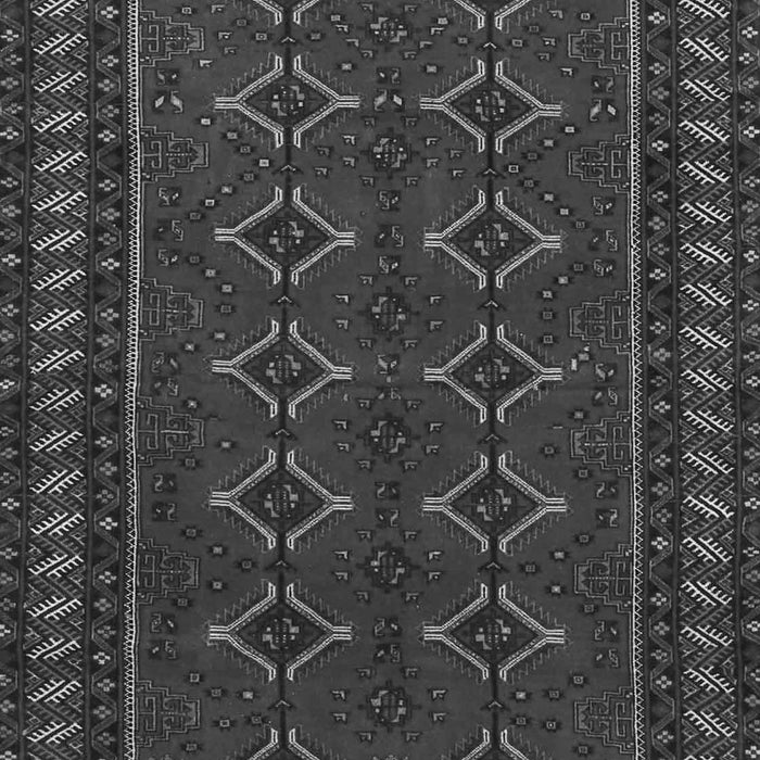 Serging Thickness of Machine Washable Persian Gray Traditional Rug, wshtr4024gry