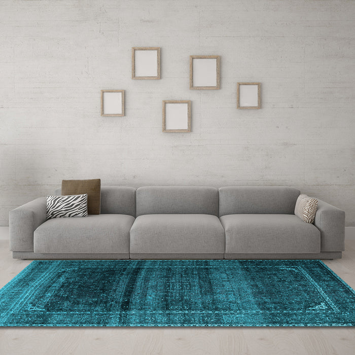 Machine Washable Persian Light Blue Traditional Rug in a Living Room, wshtr4025lblu