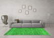 Machine Washable Persian Green Traditional Area Rugs in a Living Room,, wshtr4026grn