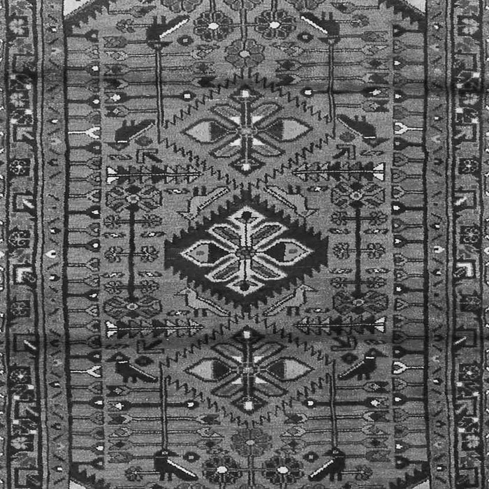 Serging Thickness of Machine Washable Persian Gray Traditional Rug, wshtr4031gry