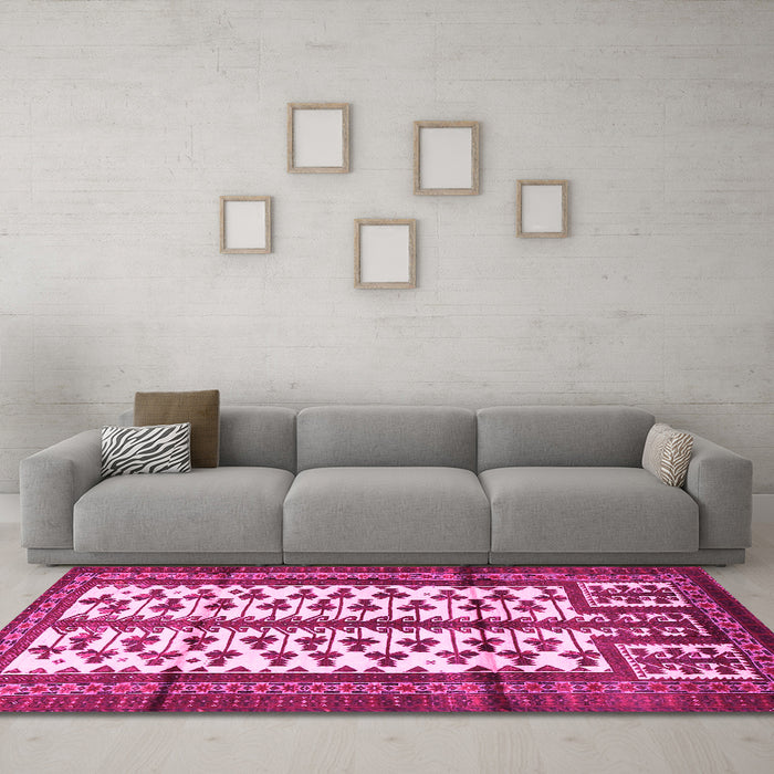 Machine Washable Persian Pink Traditional Rug in a Living Room, wshtr4033pnk