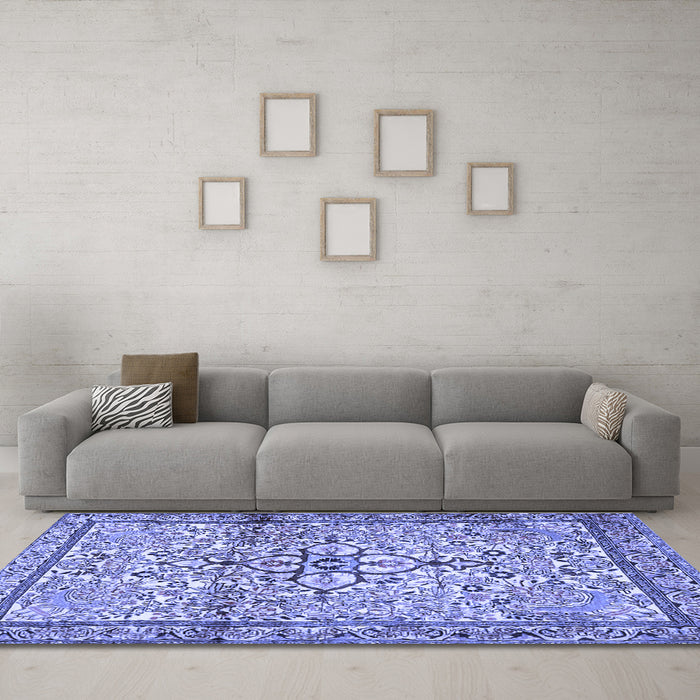 Machine Washable Persian Blue Traditional Rug in a Living Room, wshtr4034blu