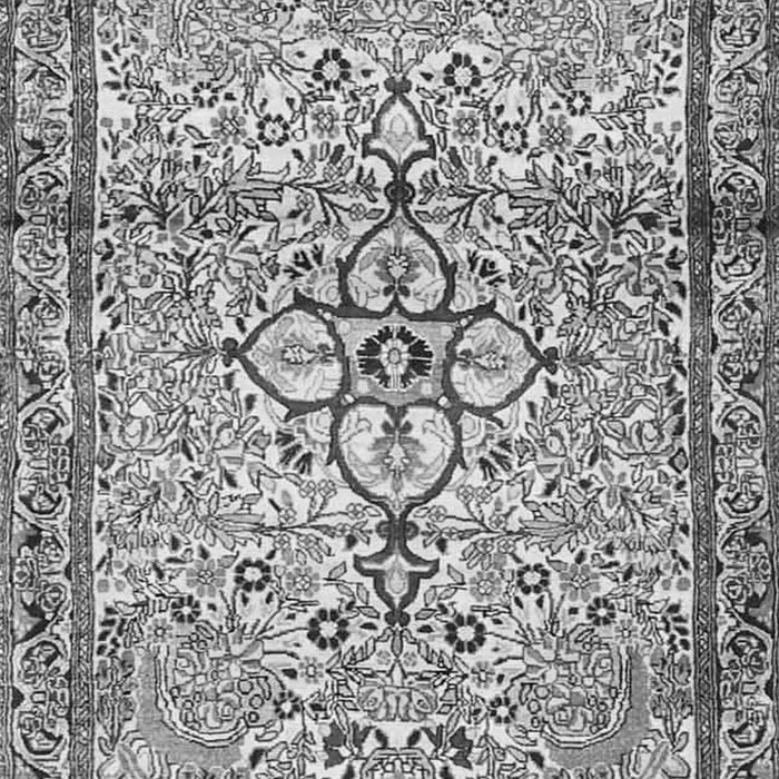 Serging Thickness of Machine Washable Persian Gray Traditional Rug, wshtr4034gry