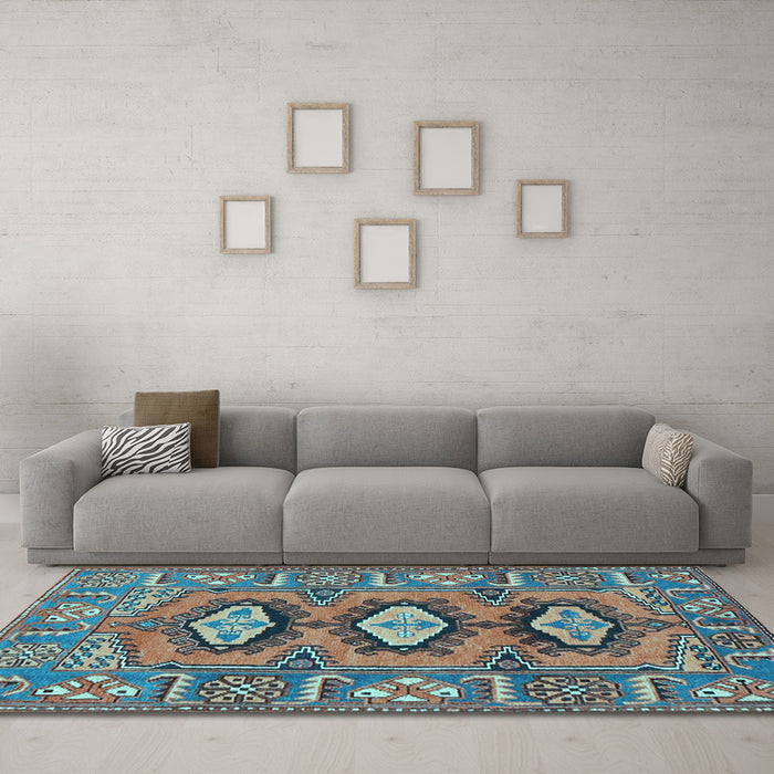 Machine Washable Persian Light Blue Traditional Rug in a Living Room, wshtr4035lblu