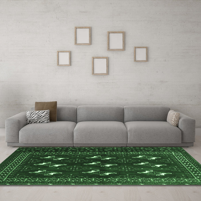 Machine Washable Persian Emerald Green Traditional Area Rugs in a Living Room,, wshtr4036emgrn