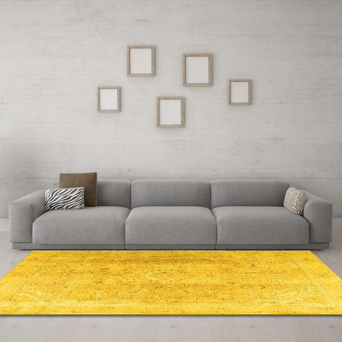 Machine Washable Persian Yellow Traditional Rug in a Living Room, wshtr4037yw