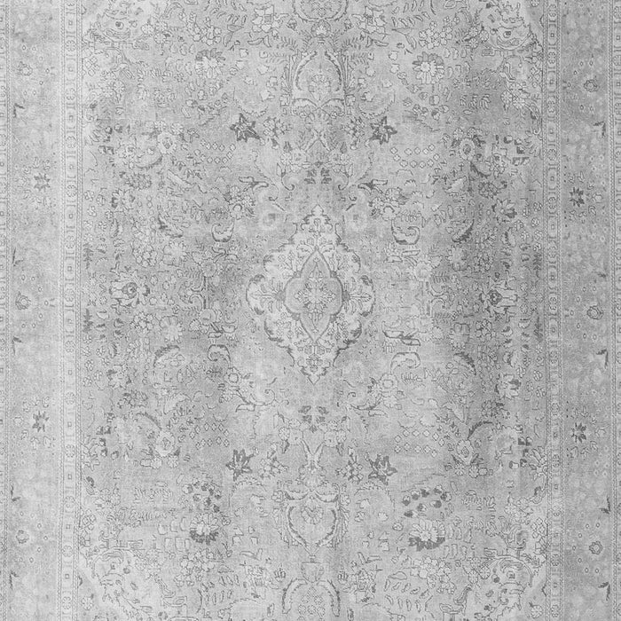 Serging Thickness of Machine Washable Persian Gray Traditional Rug, wshtr4037gry