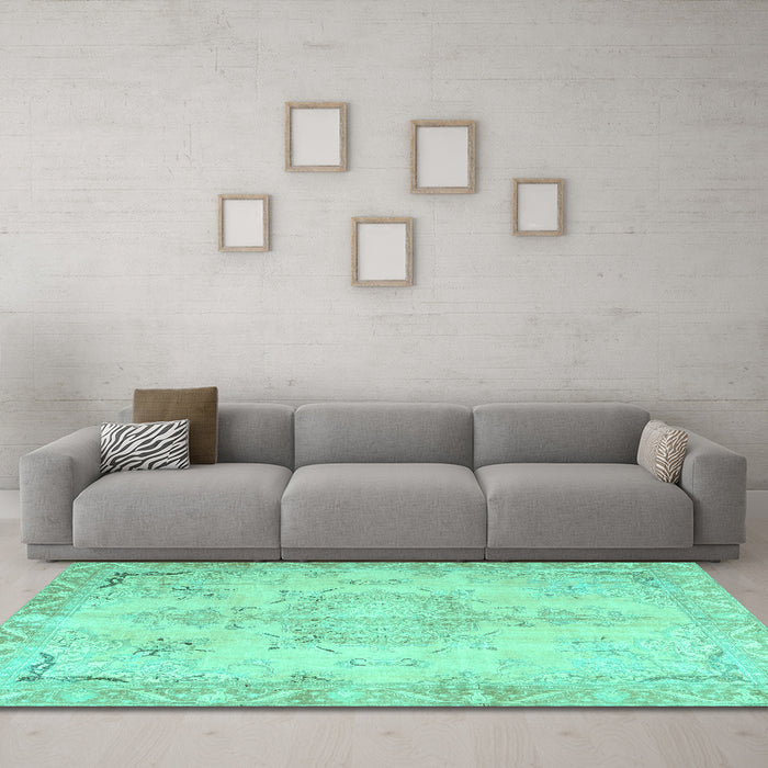 Machine Washable Persian Turquoise Traditional Area Rugs in a Living Room,, wshtr4038turq