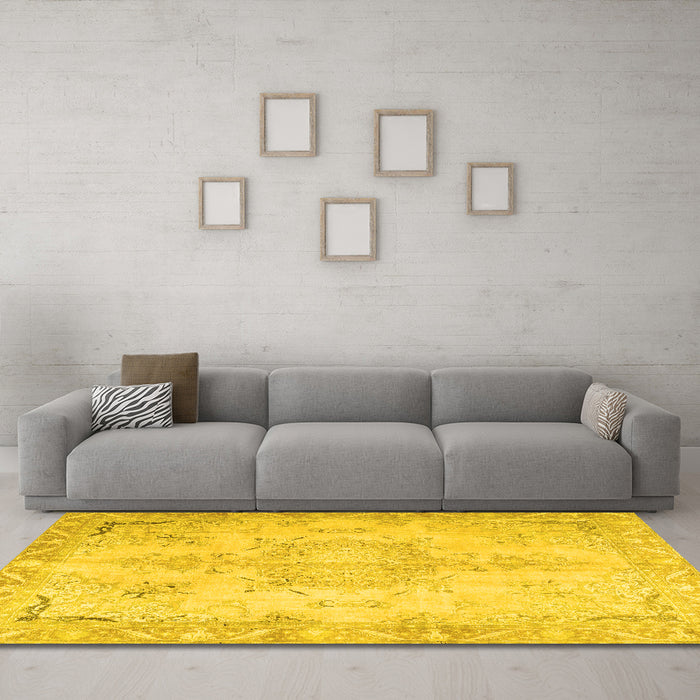 Machine Washable Persian Yellow Traditional Rug in a Living Room, wshtr4038yw