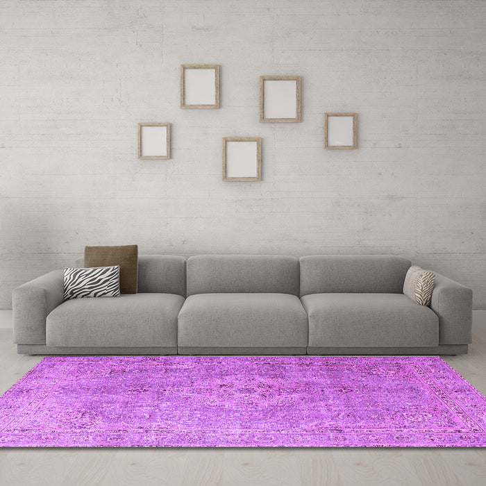 Machine Washable Persian Purple Traditional Area Rugs in a Living Room, wshtr4039pur