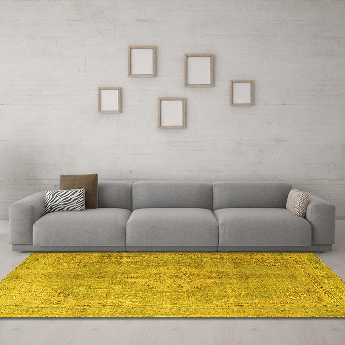 Machine Washable Persian Yellow Traditional Rug in a Living Room, wshtr4039yw