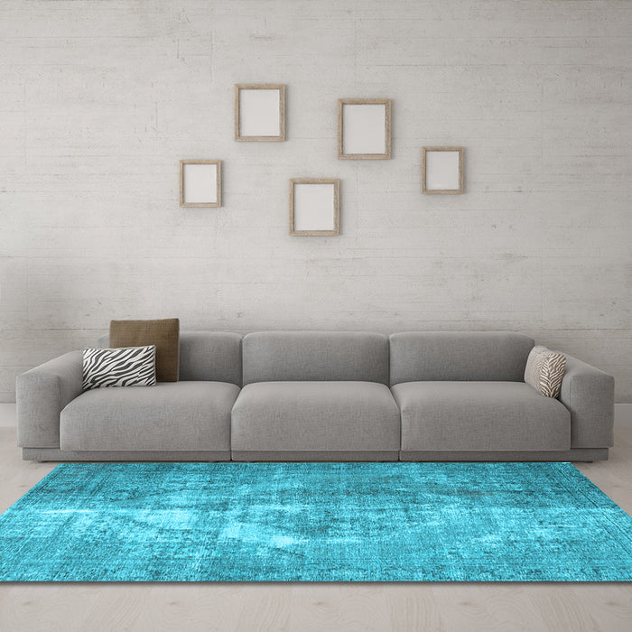 Machine Washable Persian Light Blue Traditional Rug in a Living Room, wshtr4041lblu