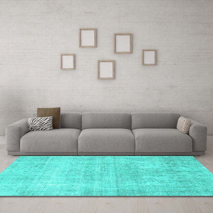 Machine Washable Persian Turquoise Traditional Area Rugs in a Living Room,, wshtr4043turq