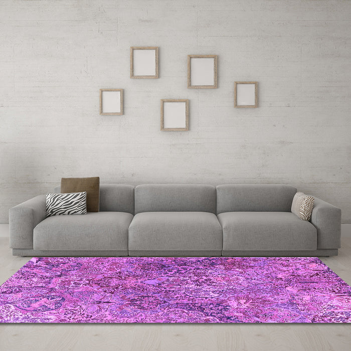 Machine Washable Persian Purple Traditional Area Rugs in a Living Room, wshtr4052pur