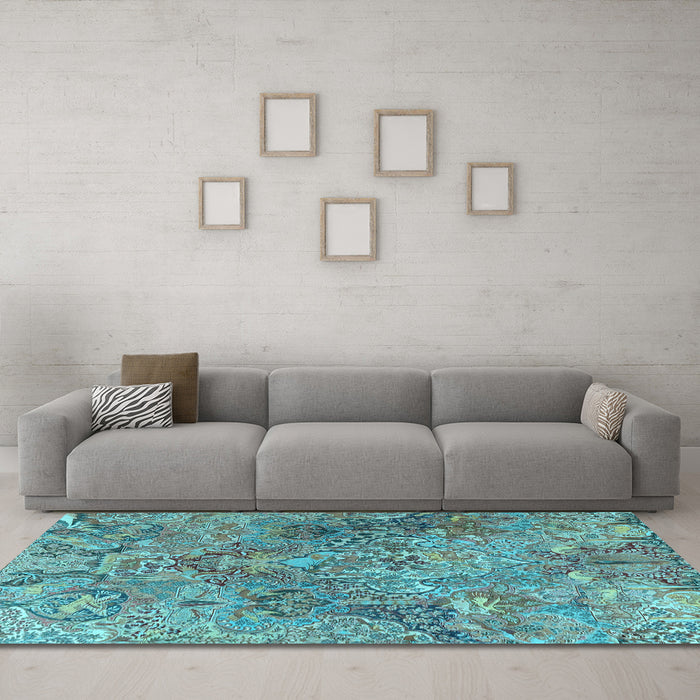 Machine Washable Persian Light Blue Traditional Rug in a Living Room, wshtr4052lblu