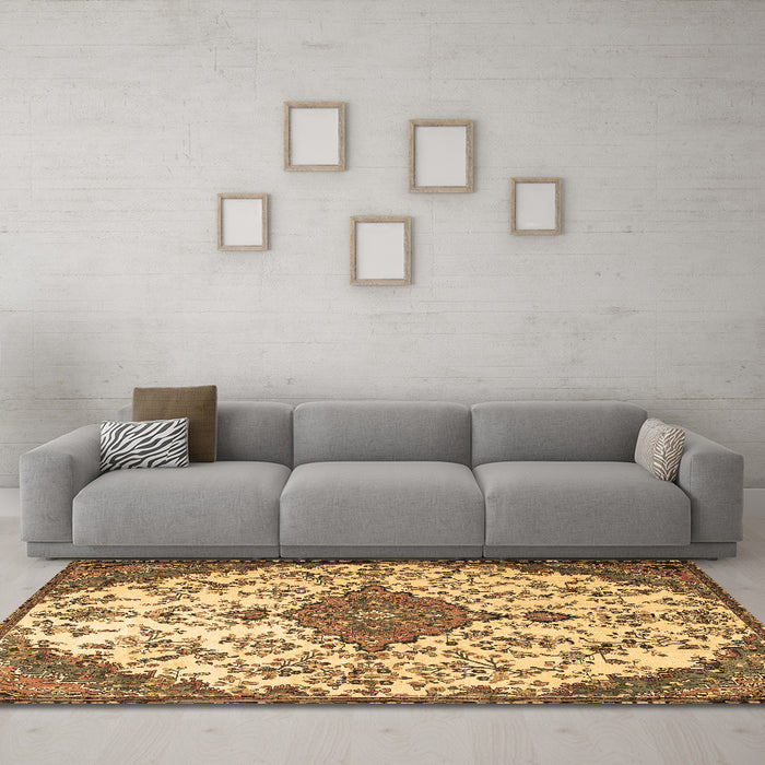 Machine Washable Persian Brown Traditional Rug in a Living Room,, wshtr4056brn