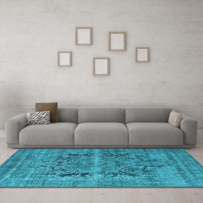 Machine Washable Persian Light Blue Traditional Rug in a Living Room, wshtr4057lblu