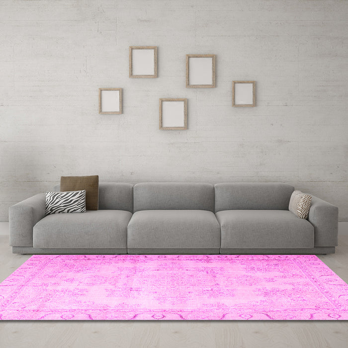 Machine Washable Persian Pink Traditional Rug in a Living Room, wshtr4060pnk