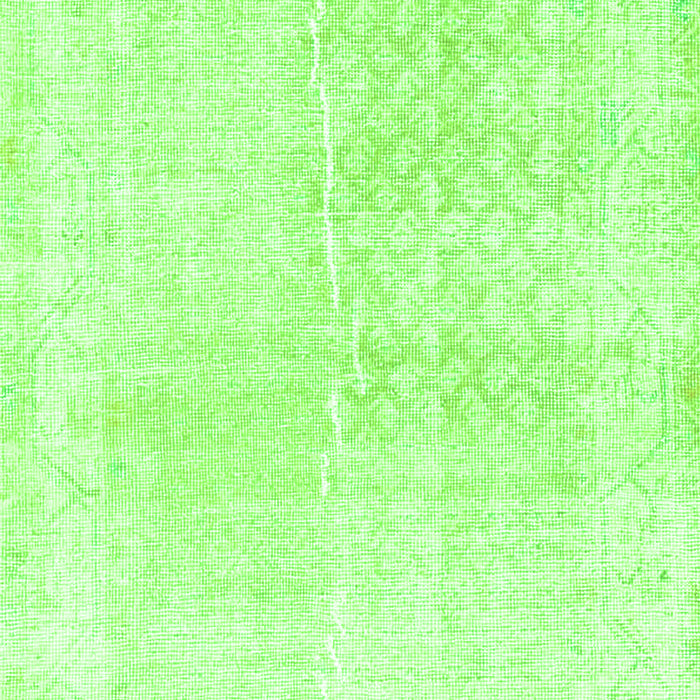 Serging Thickness of Machine Washable Persian Green Traditional Area Rugs, wshtr4061grn