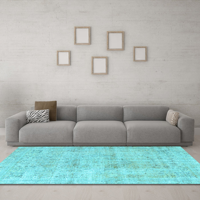 Machine Washable Persian Light Blue Traditional Rug in a Living Room, wshtr4063lblu
