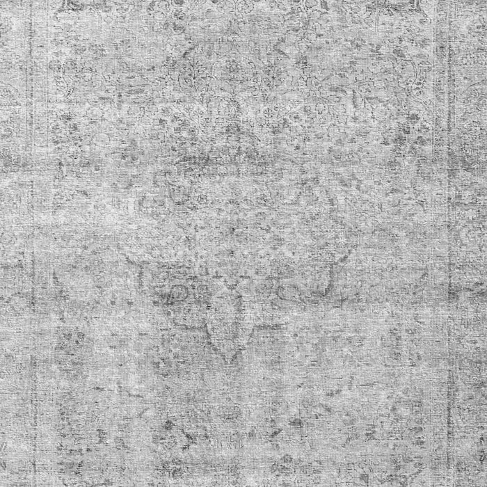 Serging Thickness of Machine Washable Persian Gray Traditional Rug, wshtr4063gry