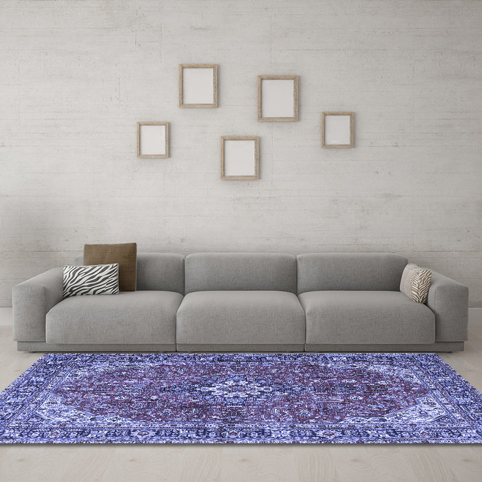 Machine Washable Medallion Blue Traditional Rug in a Living Room, wshtr4064blu