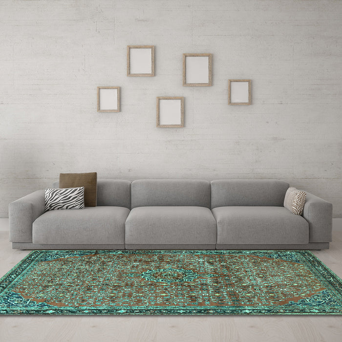 Machine Washable Persian Turquoise Traditional Area Rugs in a Living Room,, wshtr4067turq
