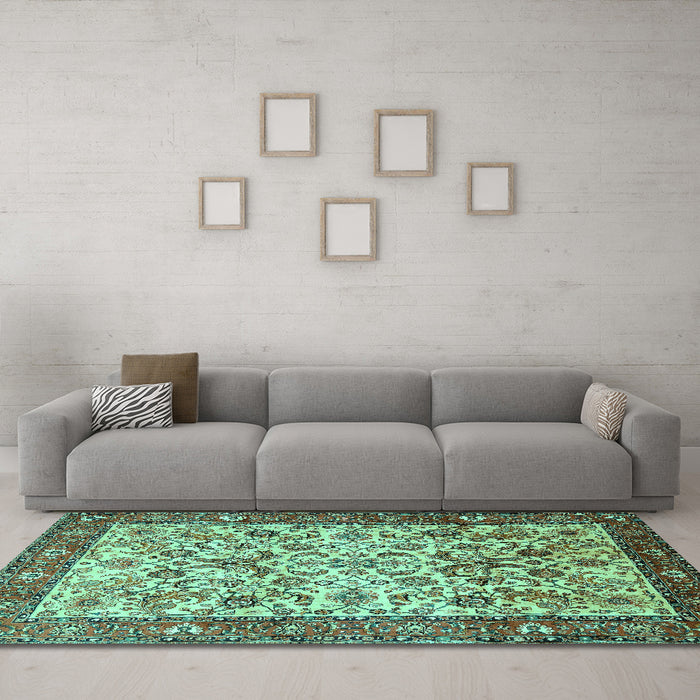 Machine Washable Persian Turquoise Traditional Area Rugs in a Living Room,, wshtr406turq
