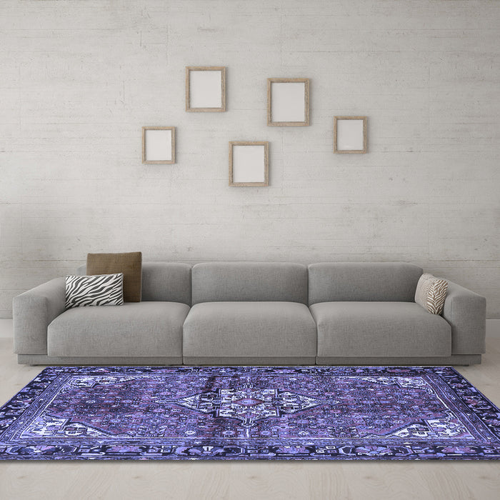 Machine Washable Persian Blue Traditional Rug in a Living Room, wshtr4073blu