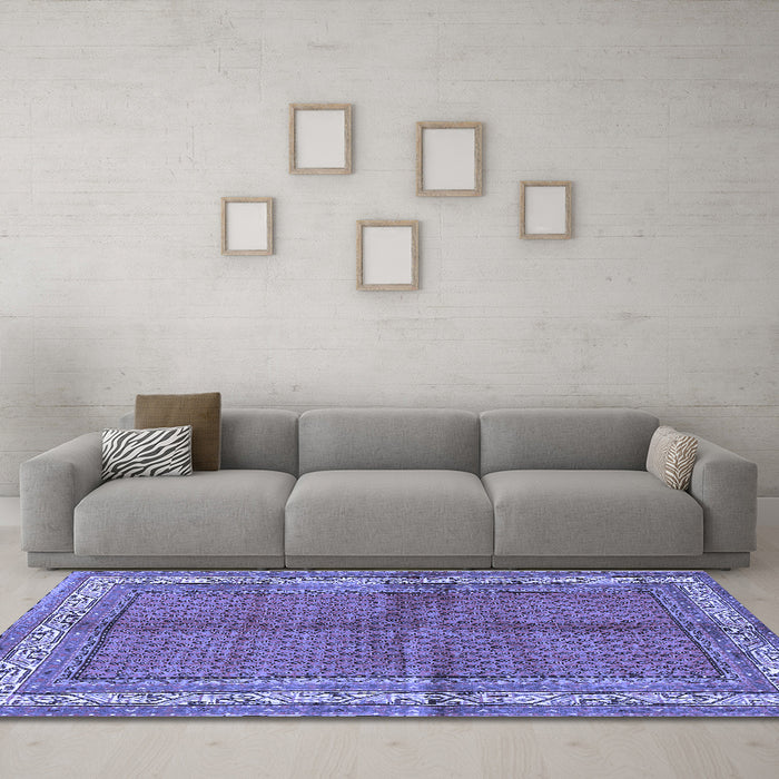 Machine Washable Persian Blue Traditional Rug in a Living Room, wshtr4076blu