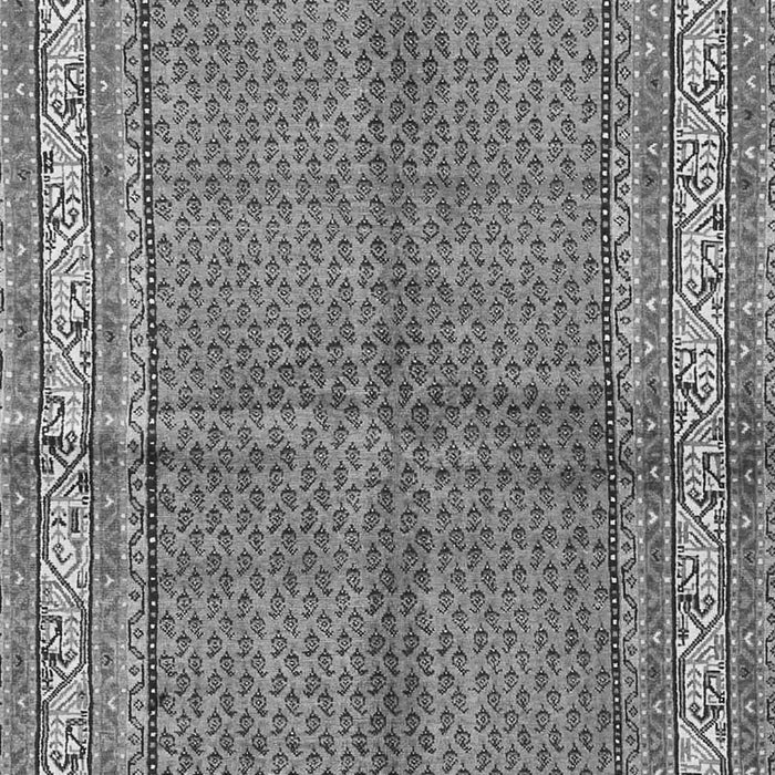 Serging Thickness of Machine Washable Persian Gray Traditional Rug, wshtr4076gry