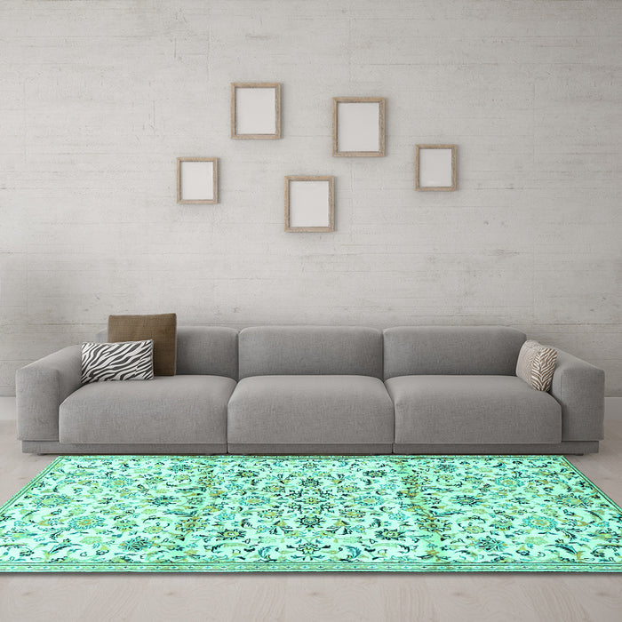 Machine Washable Persian Turquoise Traditional Area Rugs in a Living Room,, wshtr4088turq