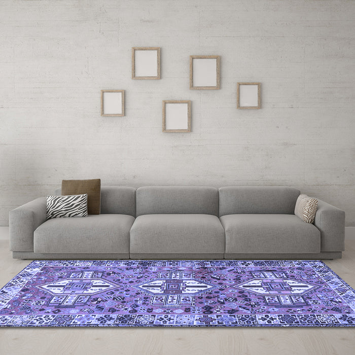 Machine Washable Persian Blue Traditional Rug in a Living Room, wshtr4089blu