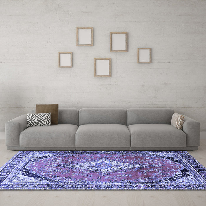 Machine Washable Medallion Blue Traditional Rug in a Living Room, wshtr408blu