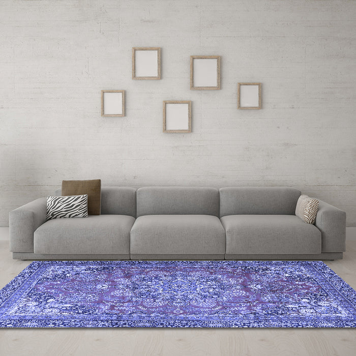 Machine Washable Medallion Blue Traditional Rug in a Living Room, wshtr4097blu