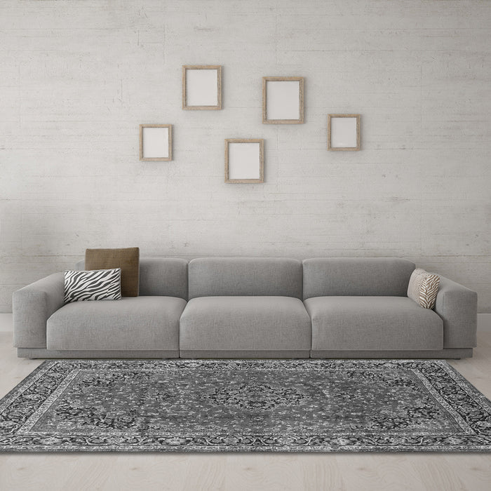 Machine Washable Medallion Gray Traditional Rug in a Living Room,, wshtr40gry