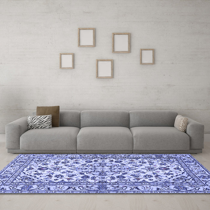 Machine Washable Persian Blue Traditional Rug in a Living Room, wshtr4101blu