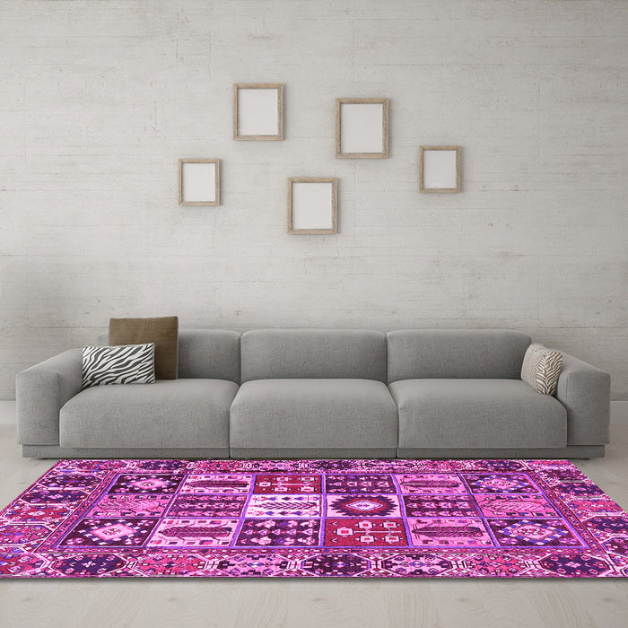 Machine Washable Persian Pink Traditional Rug in a Living Room, wshtr4102pnk