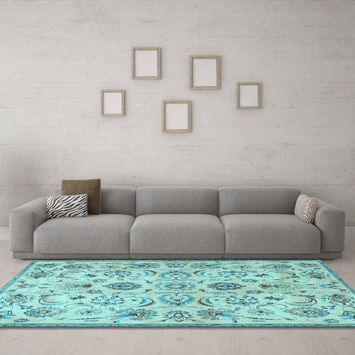 Machine Washable Persian Light Blue Traditional Rug in a Living Room, wshtr4107lblu