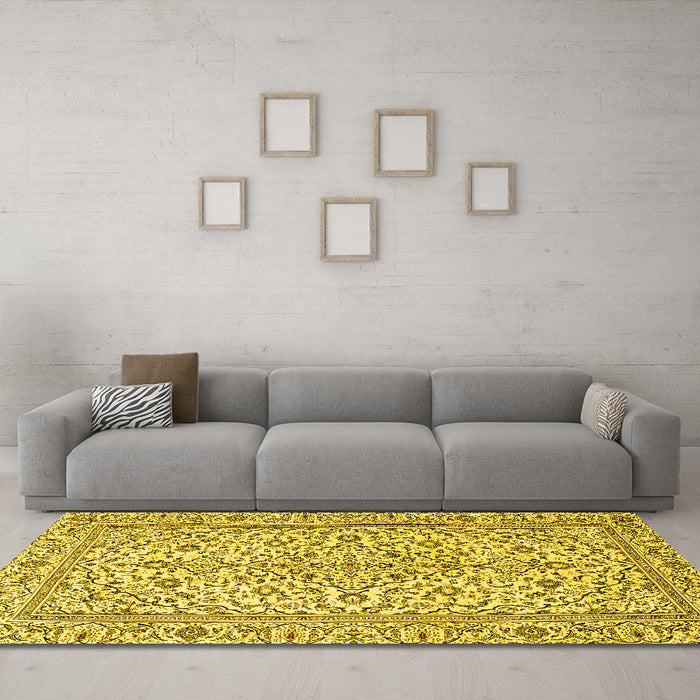 Machine Washable Persian Yellow Traditional Rug in a Living Room, wshtr4109yw