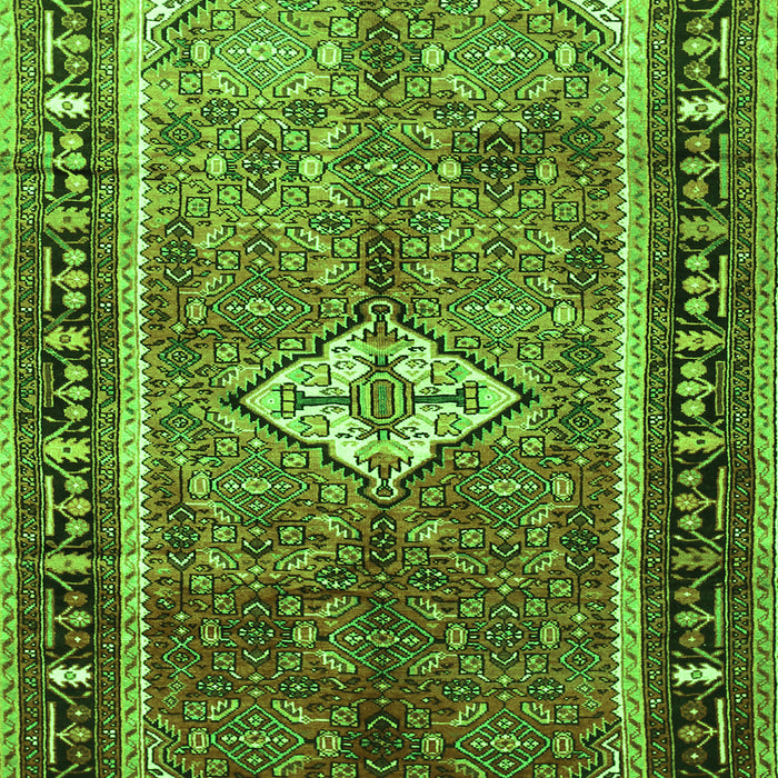 Serging Thickness of Machine Washable Persian Green Traditional Area Rugs, wshtr410grn