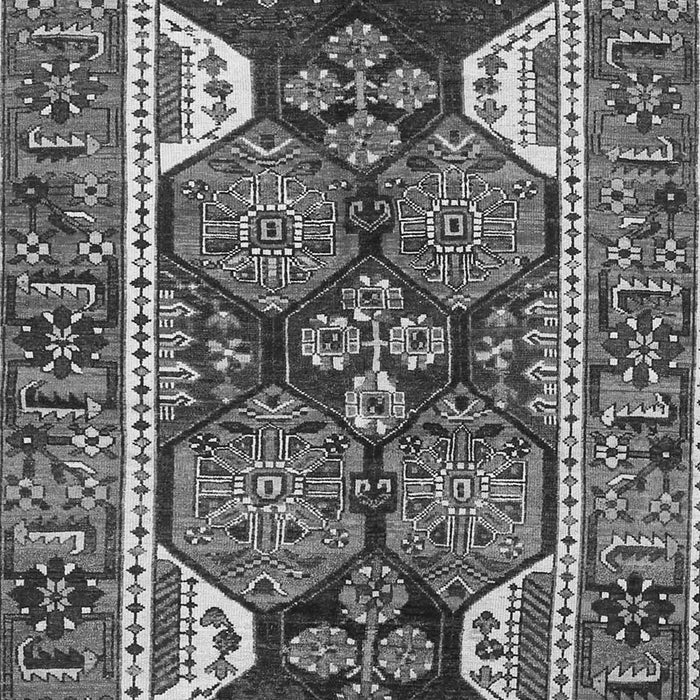 Serging Thickness of Machine Washable Persian Gray Traditional Rug, wshtr4110gry