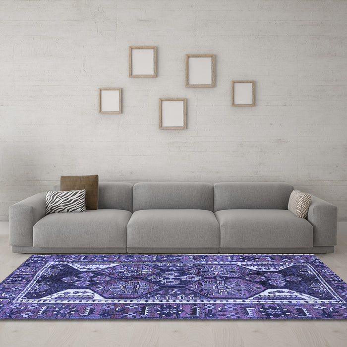 Machine Washable Persian Blue Traditional Rug in a Living Room, wshtr4110blu