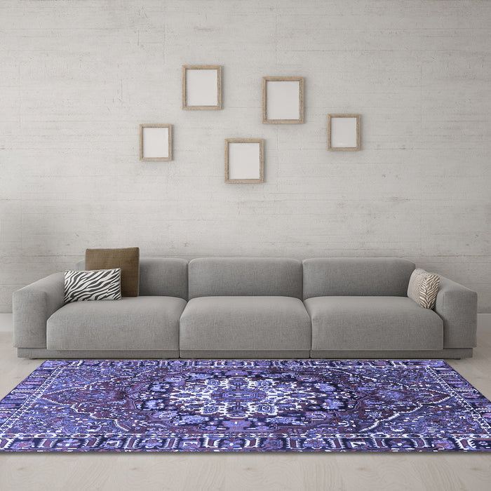 Machine Washable Persian Blue Traditional Rug in a Living Room, wshtr4113blu