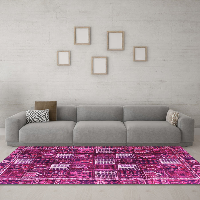 Machine Washable Persian Pink Traditional Rug in a Living Room, wshtr4114pnk