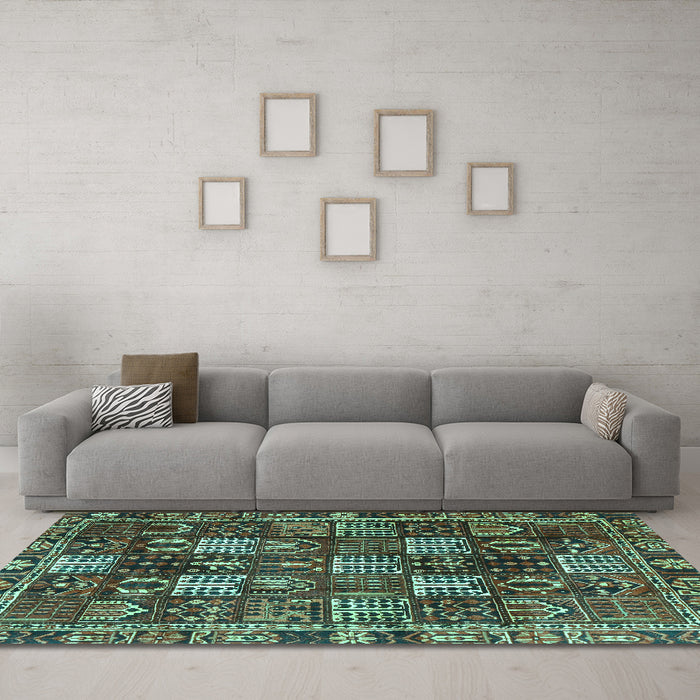 Machine Washable Persian Turquoise Traditional Area Rugs in a Living Room,, wshtr4114turq