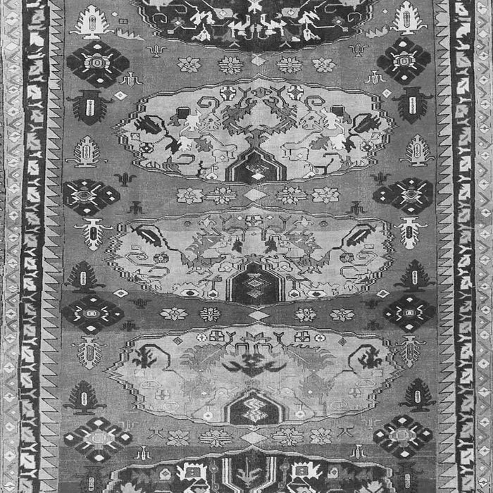 Serging Thickness of Machine Washable Persian Gray Traditional Rug, wshtr4116gry