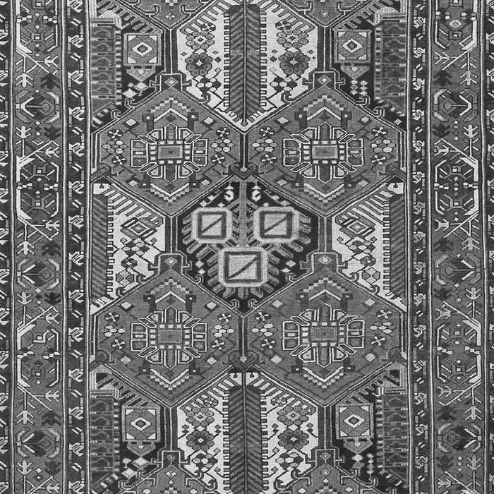 Serging Thickness of Machine Washable Persian Gray Traditional Rug, wshtr4117gry