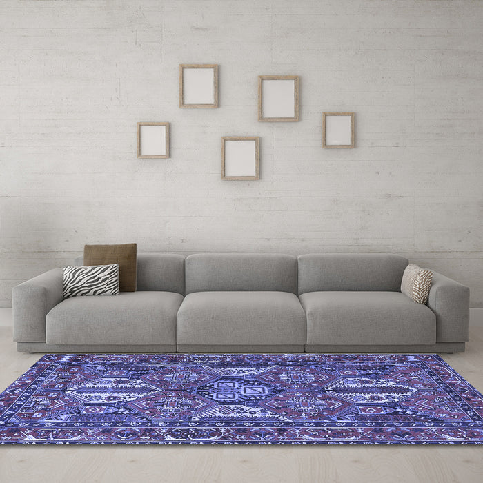 Machine Washable Persian Blue Traditional Rug in a Living Room, wshtr4117blu