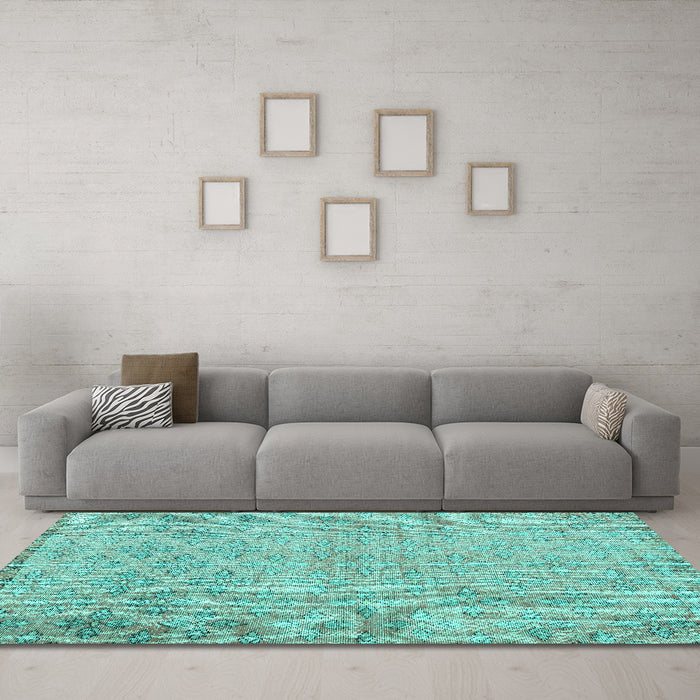 Machine Washable Persian Turquoise Traditional Area Rugs in a Living Room,, wshtr4120turq